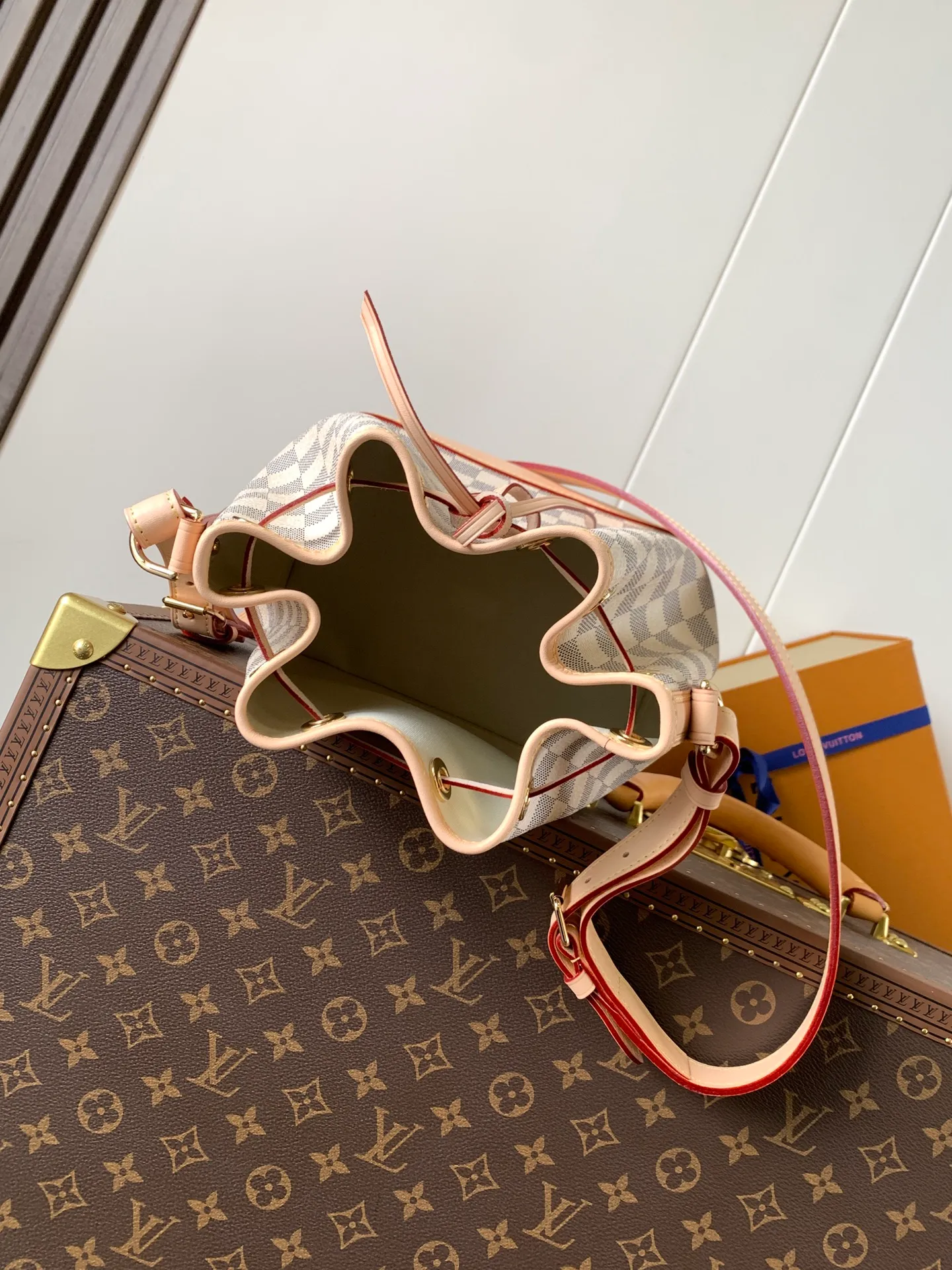 All Categories Official Website "Brand Women's Bags" Women's Bags 💙 LV 2026 New LV Crossbody Bag