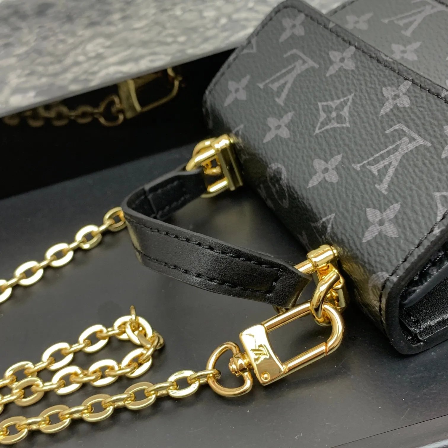 All Categories Official Website "Brand Women's Bags" Women's Bags 💙 LV 2025 New LV Crossbody Bag