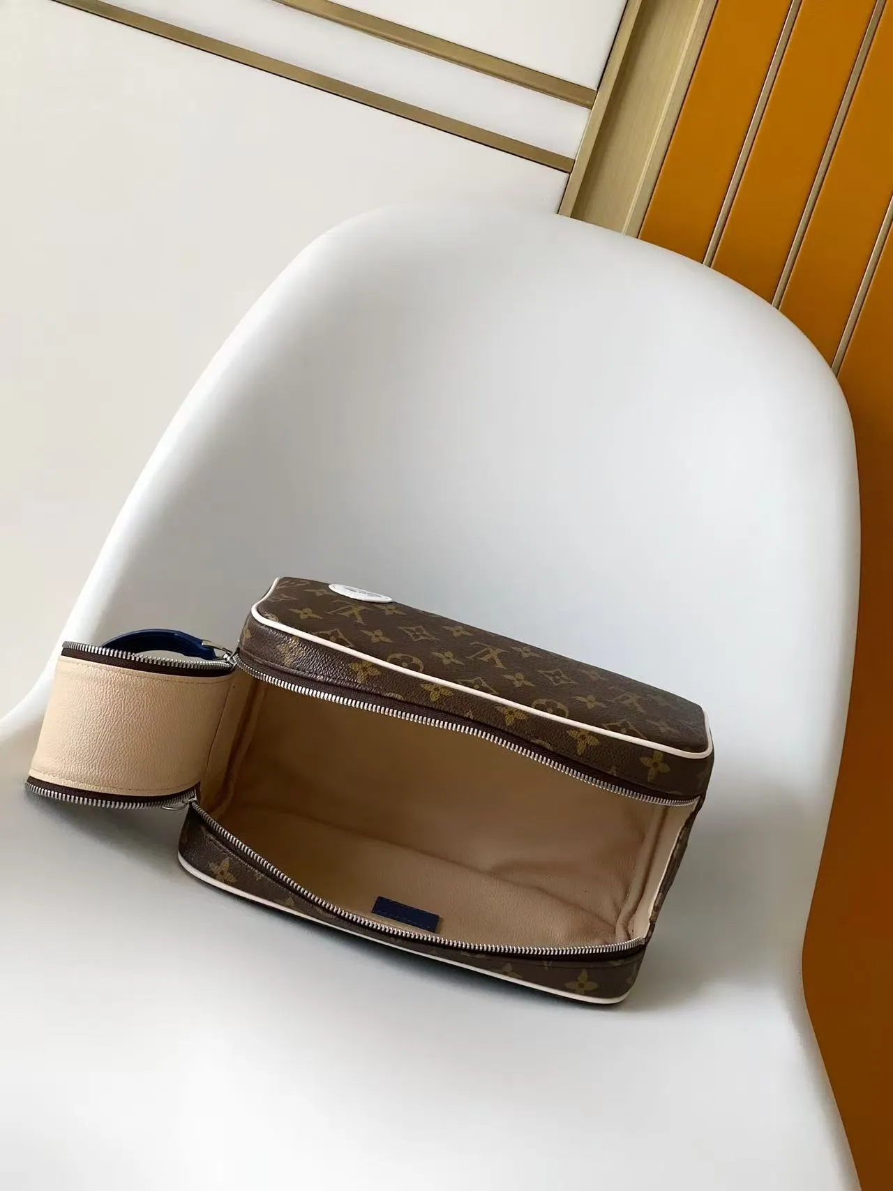 All Categories Official Website "Brand Women's Bags" Women's Bags 💙 LV 2026 Official Website New LV Cosmetic Bags