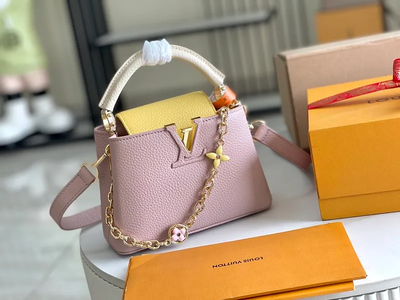 All Categories 💚 Authentic Grade Bags 💚 LV 2026 New LV Top Replica Crossbody Shoulder Bag