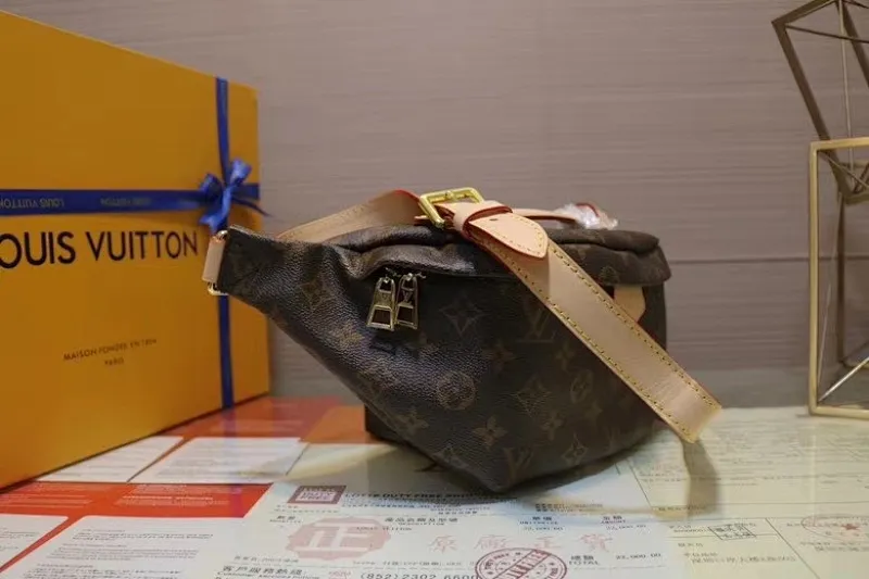 All categories Official website "Brand Women's Bags" Women's Bags 💙 LV fine imitation LV, high imitation LV bags, LV crossbody bags, 2023 official latest version LV waist bag, LV bag factory, recommended bags, size: 31-16CM