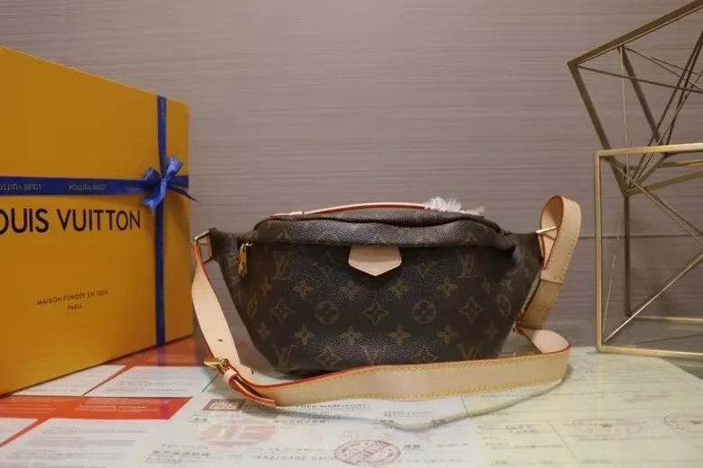 All categories Official website "Brand Women's Bags" Women's Bags 💙 LV fine imitation LV, high imitation LV bags, LV crossbody bags, 2023 official latest version LV waist bag, LV bag factory, recommended bags, size: 31-16CM