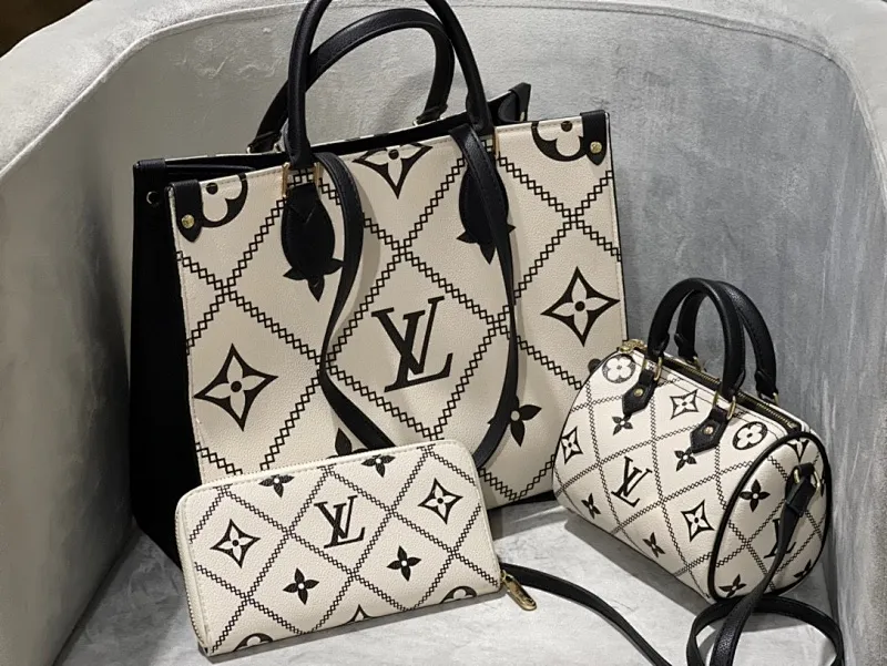 All categories Official website "Three-piece bag set" Three-piece set💖 LV 2023 new LV bag three-piece set wholesale