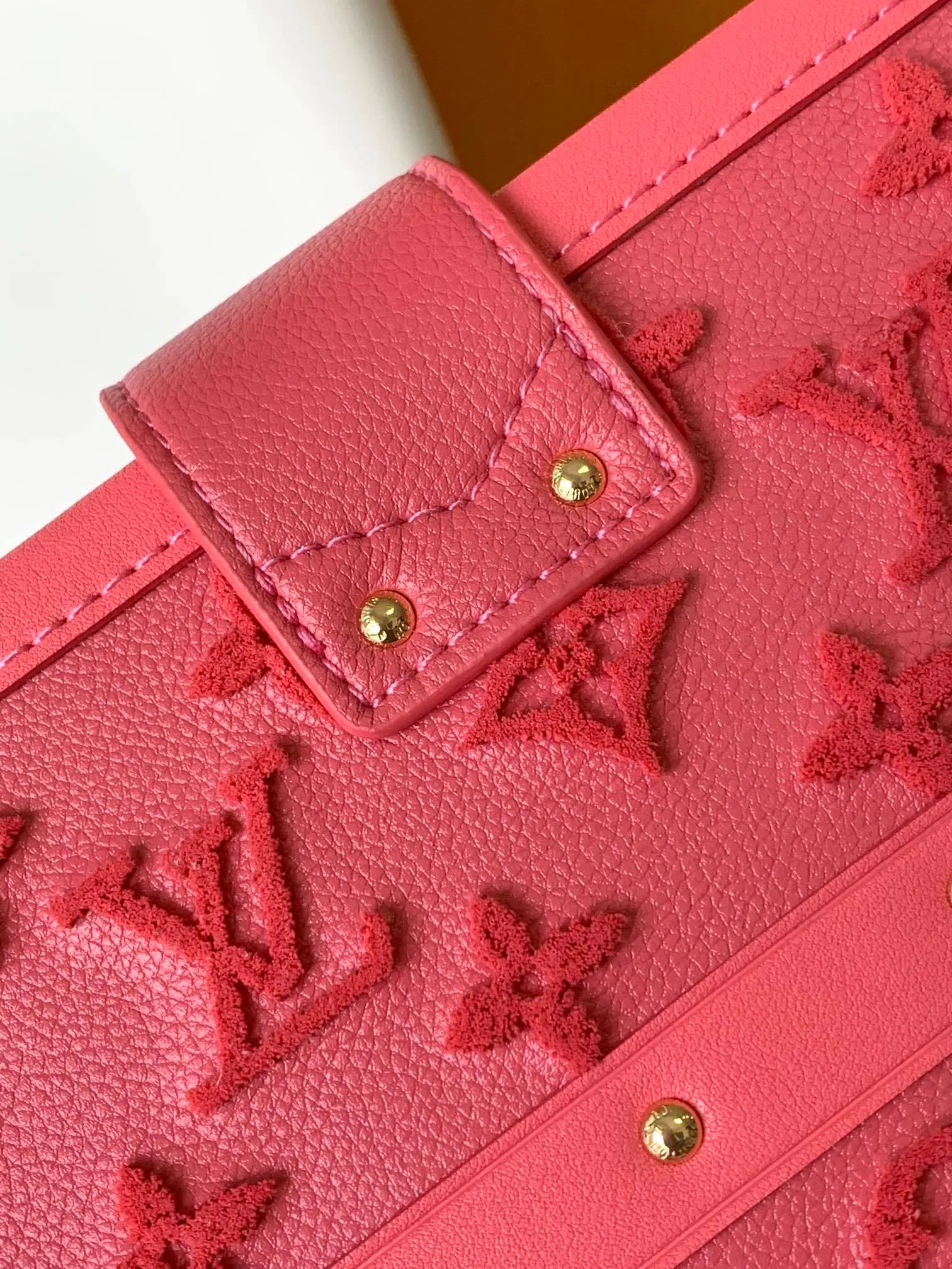 All categories Official website "Brand Women's Bags" Women's Bags 💙 LV replica LV, fine imitation LV bags, LV shoulder bags, 2023 official latest version LV cow leather crossbody bag, bag factory, original material, size: 20-12.5-6CM