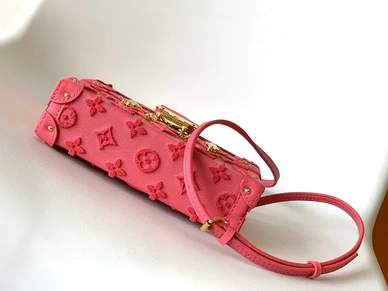 All categories Official website "Brand Women's Bags" Women's Bags 💙 LV replica LV, fine imitation LV bags, LV shoulder bags, 2023 official latest version LV cow leather crossbody bag, bag factory, original material, size: 20-12.5-6CM