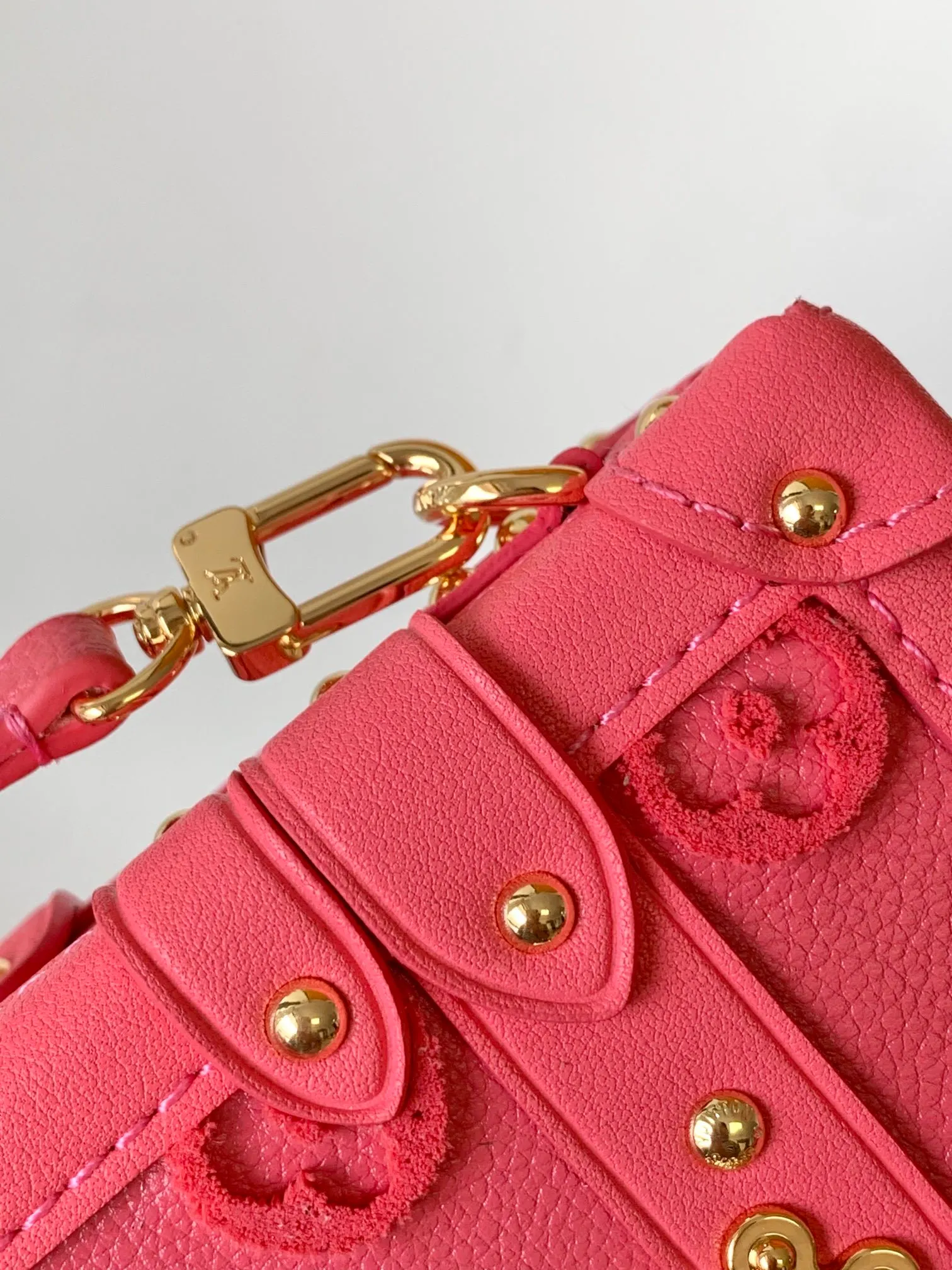All categories Official website "Brand Women's Bags" Women's Bags 💙 LV replica LV, fine imitation LV bags, LV shoulder bags, 2023 official latest version LV cow leather crossbody bag, bag factory, original material, size: 20-12.5-6CM