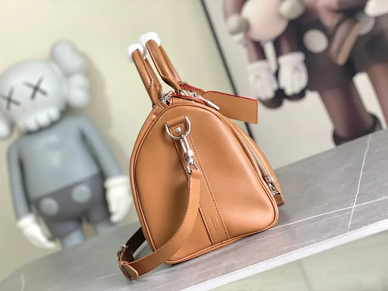 All Categories 💚 Authentic Grade Bags 💚 LV 2026 New LV Top Replica Crossbody Shoulder Bag