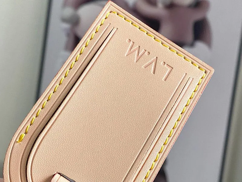All Categories 💚 Authentic Grade Bags 💚 LV 2026 New LV Top Replica Crossbody Shoulder Bag