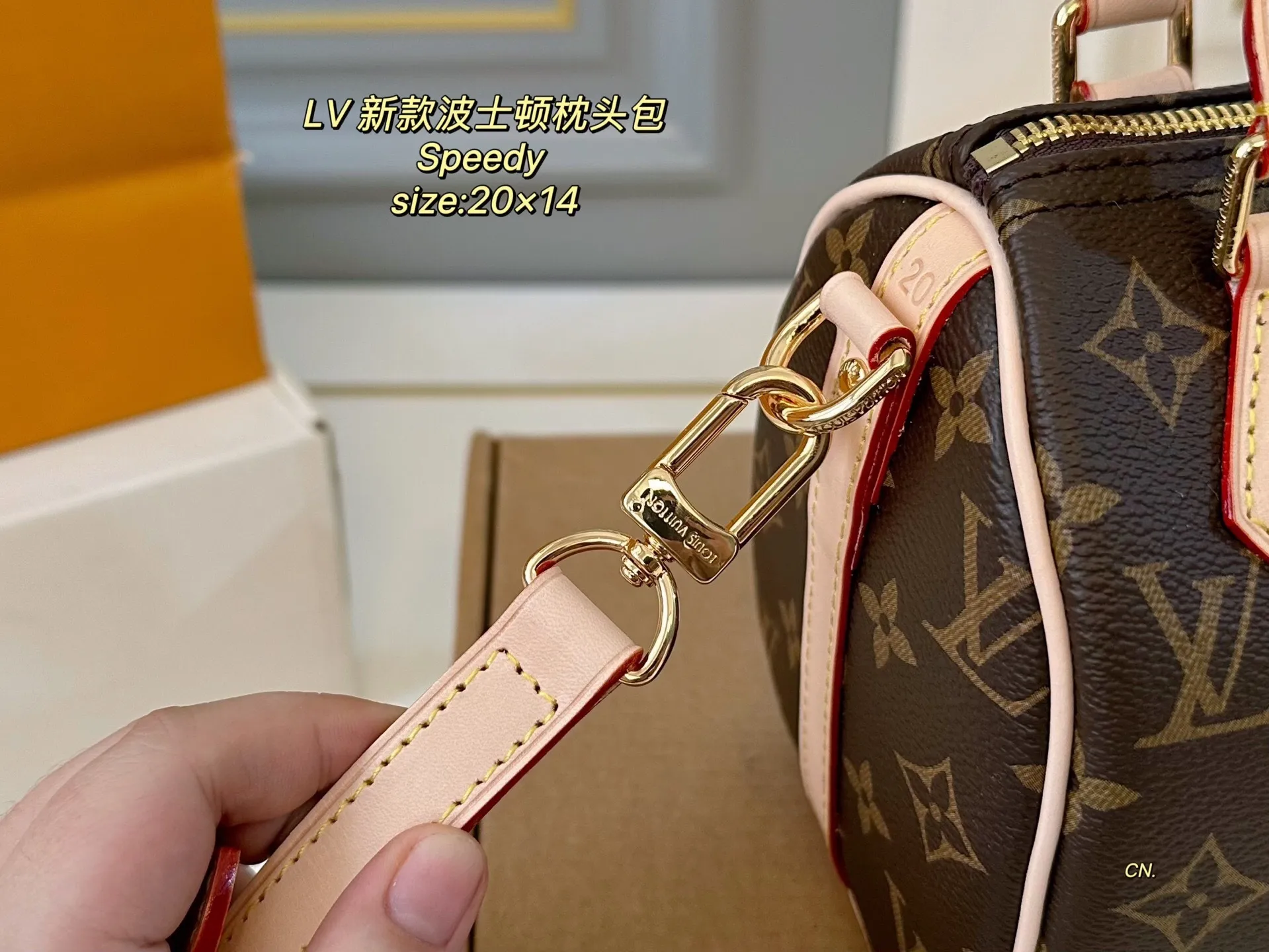 All categories Official website "Brand Women's Bags" Women's Bags 💙 LV 2025 new LV speedy Boston pillow bag