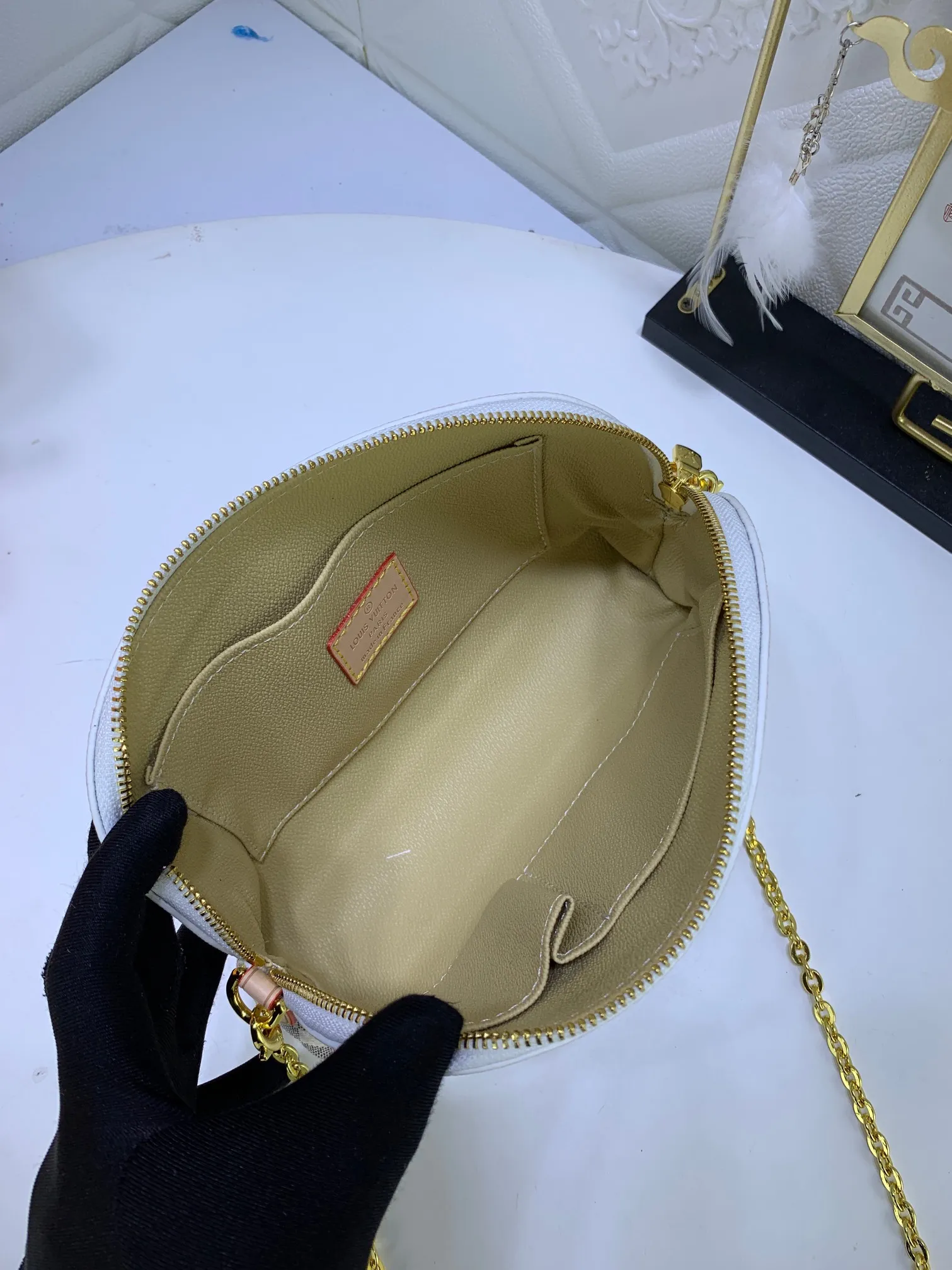All Categories Official Website "Brand Women's Bags" Women's Bags 💙 LV 2026 New LV Crossbody Bag