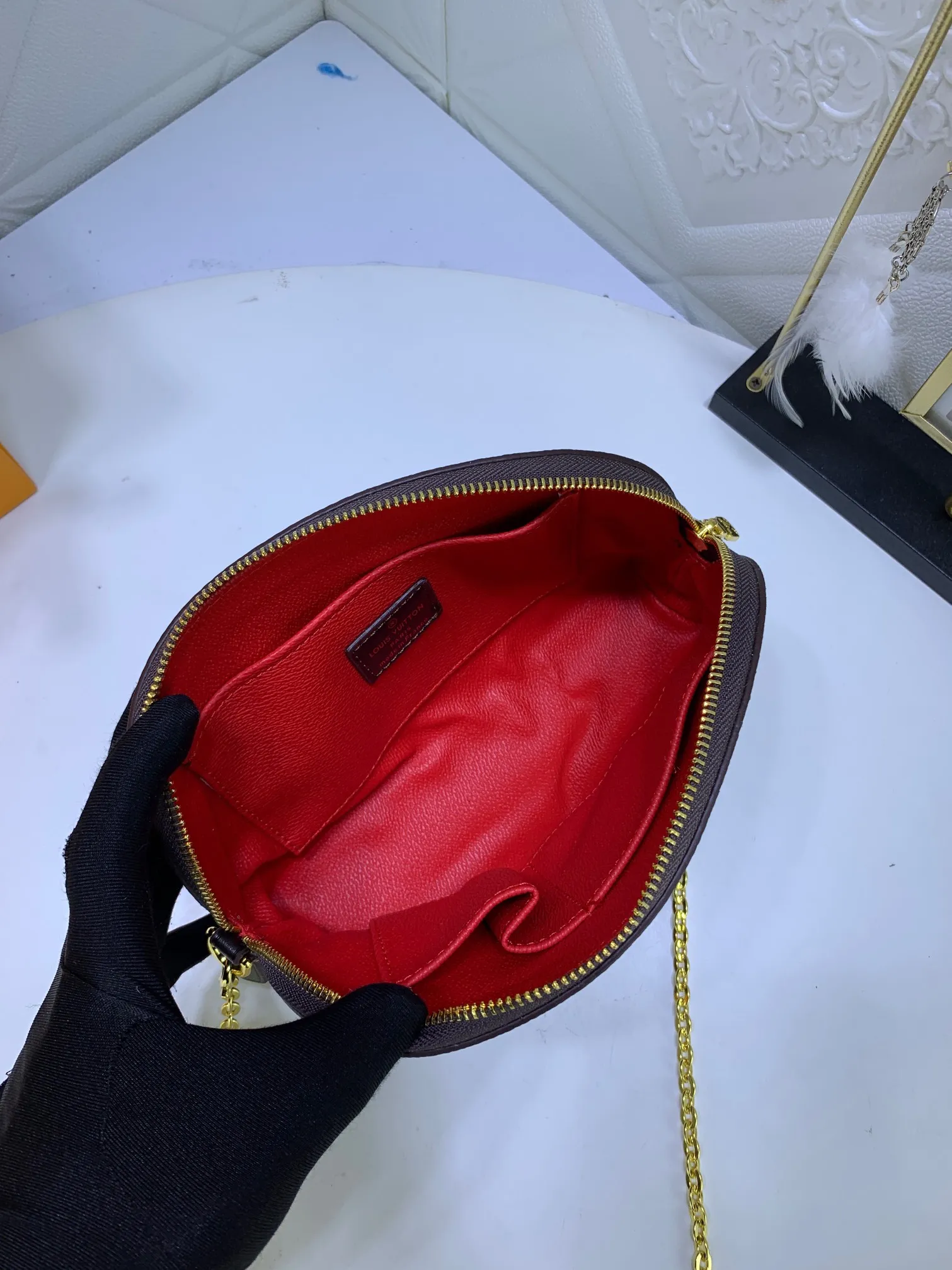 All Categories Official Website "Brand Women's Bags" Women's Bags 💙 LV 2026 New LV Crossbody Bag