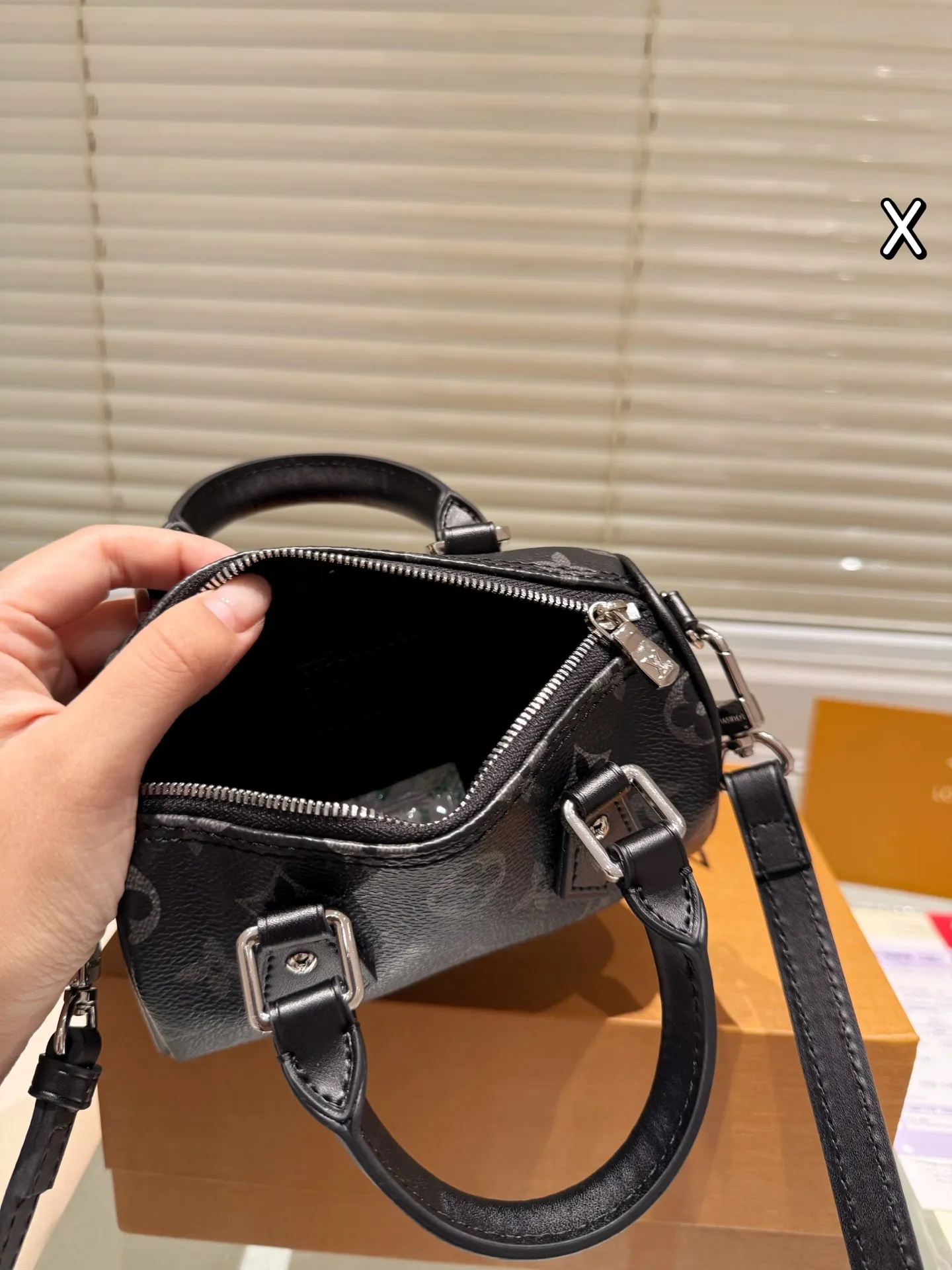 All Categories Official Website "Brand Women's Bags" Women's Bags 💙 LV 2025 New LV Crossbody Bag
