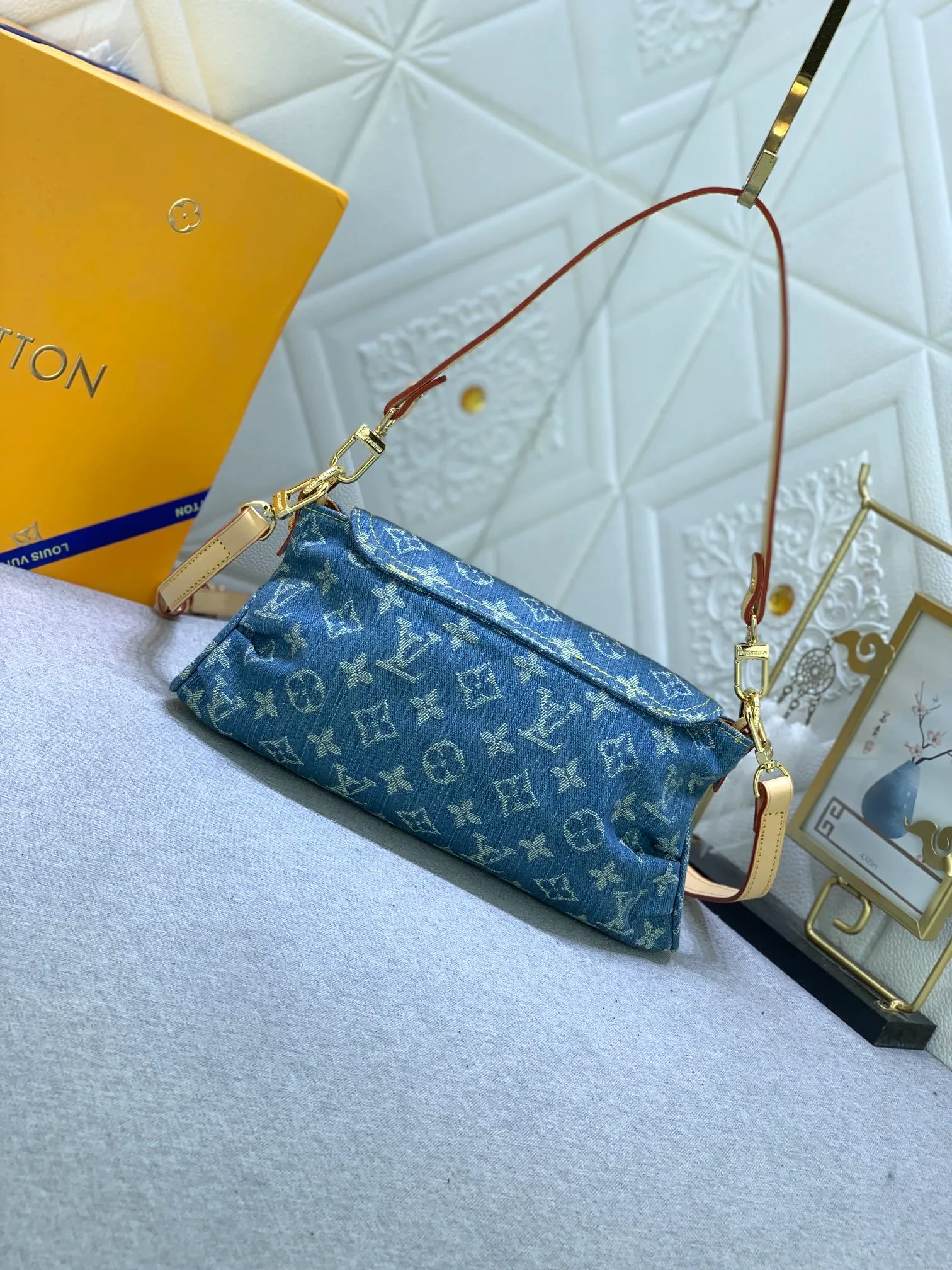 All Categories Official Website "Brand Women's Bags" Women's Bags 💙 LV 2023 New LV Crossbody Bag