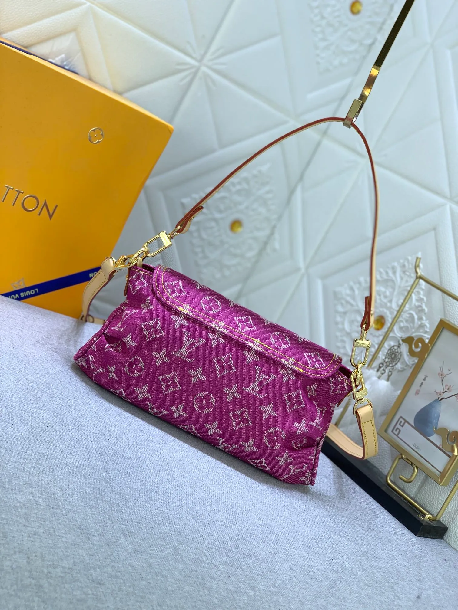 All Categories Official Website "Brand Women's Bags" Women's Bags 💙 LV 2023 New LV Crossbody Bag