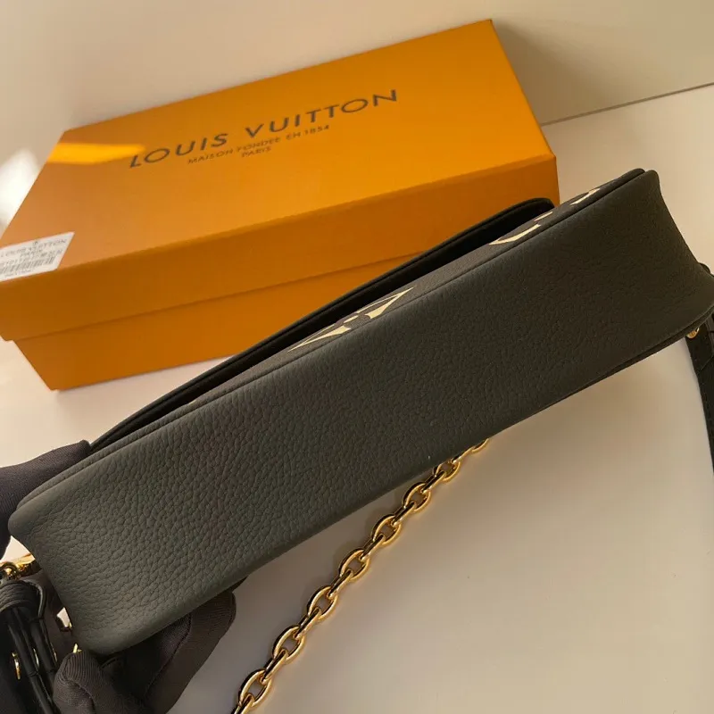 All Categories Official Website "Brand Women's Bags" Women's Bags 💙 LV 2024 New LV Crossbody Bag