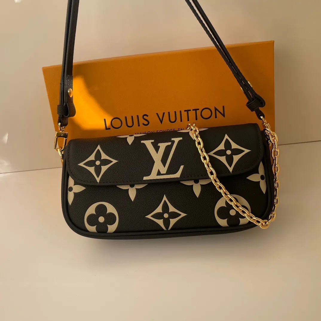 All Categories Official Website "Brand Women's Bags" Women's Bags 💙 LV 2024 New LV Crossbody Bag