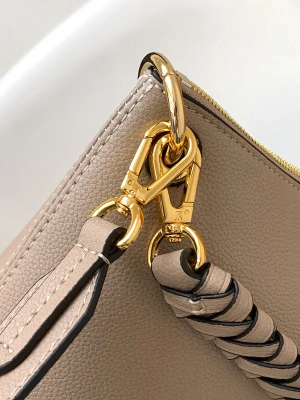 All Categories Official Website "Brand Women's Bags" Women's Bags 💙 LV 2026 New LV Crossbody Bag