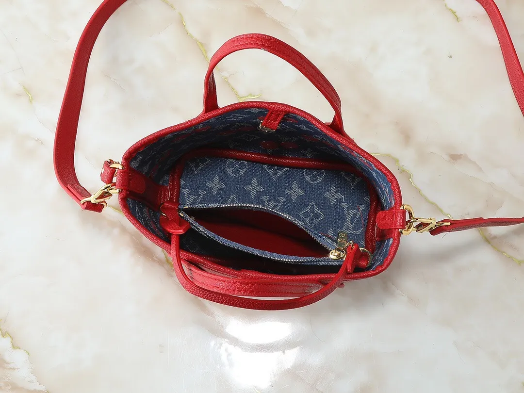 All Categories Official Website "Brand Women's Bags" Women's Bags 💙 LV 2025 New LV Crossbody Bag