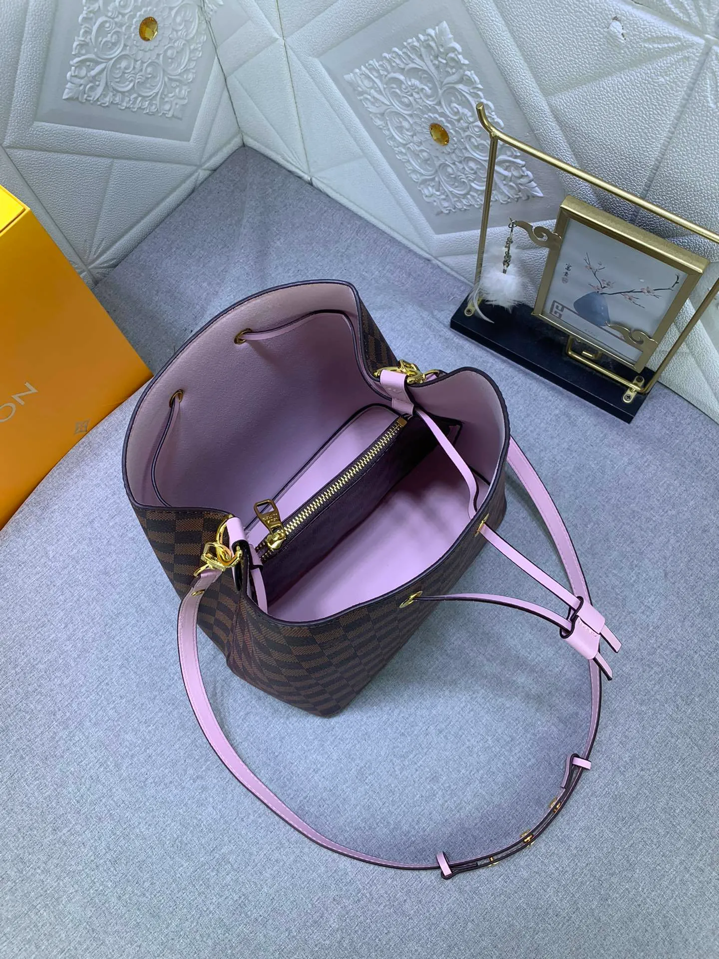 All Categories Official Website "Brand Women's Bags" Women's Bags 💙 LV 2024 New LV Crossbody Bag