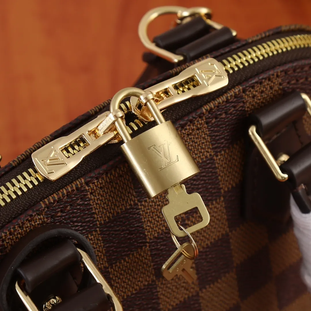 All Categories Official Website "Brand Women's Bags" Women's Bags 💙 LV 2025 New LV Crossbody Bag