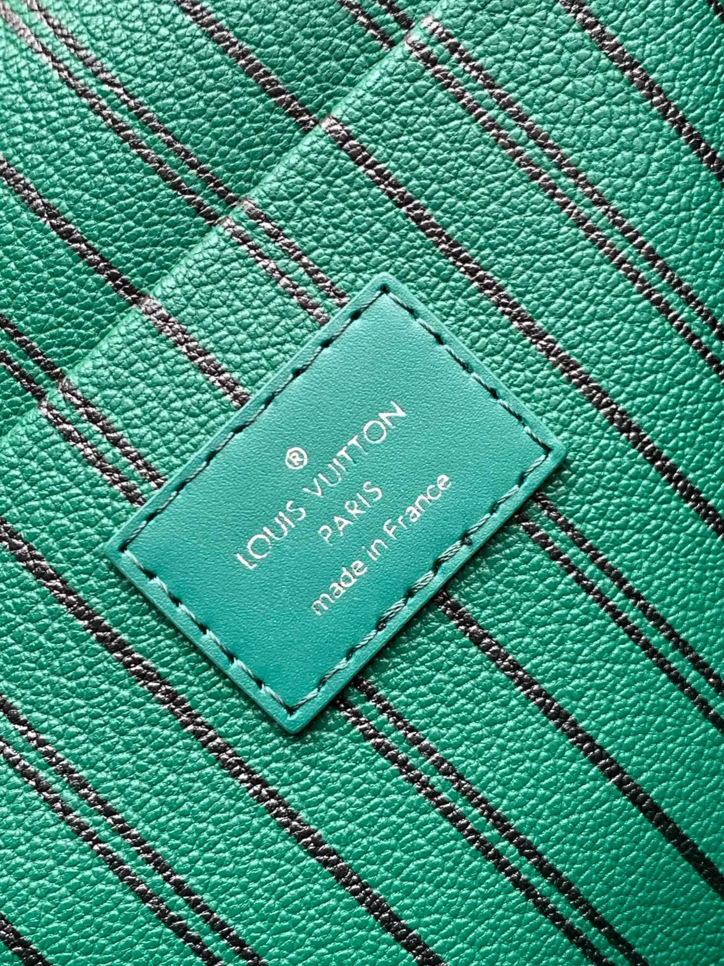 All Categories Official Website "Brand Women's Bags" Women's Bags 💙 LV 2025 New LV Crossbody Bag