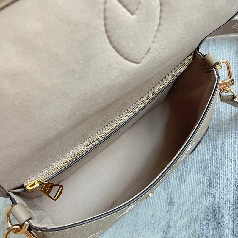 All Categories Official Website "Brand Women's Bags" Women's Bags 💙 LV 2025 New LV Crossbody Bag