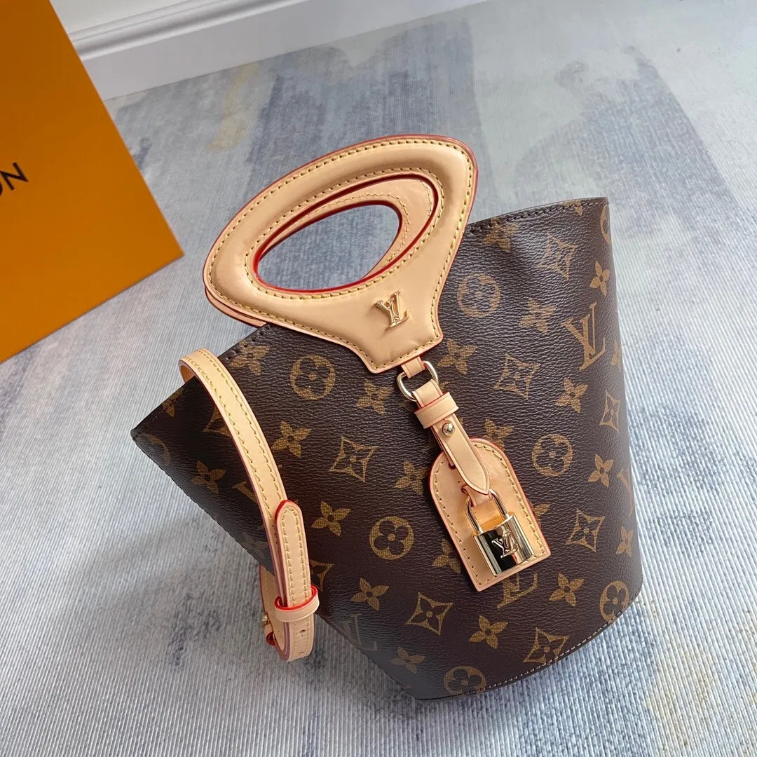 All Categories Official Website "Brand Women's Bags" Women's Bags 💙 LV 2025 New LV Crossbody Bag