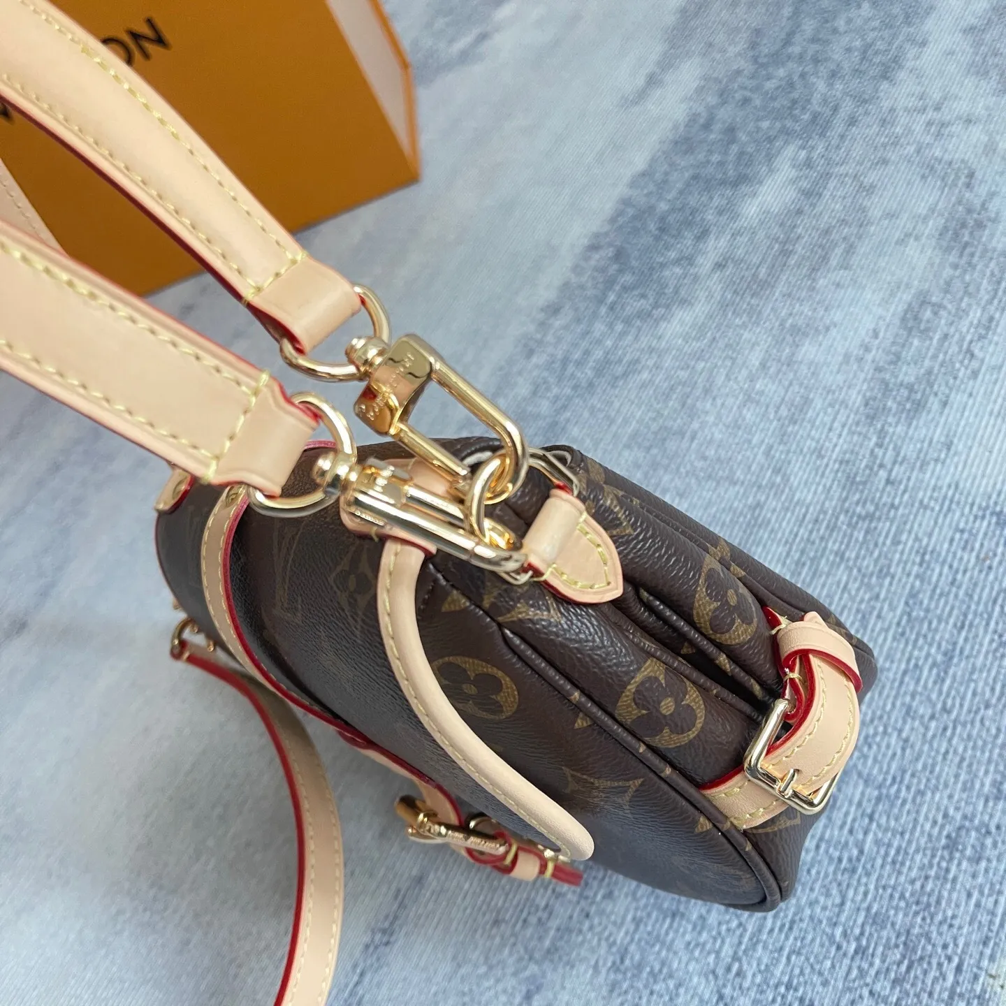 All Categories Official Website "Brand Women's Bags" Women's Bags 💙 LV 2025 New LV Crossbody Bag