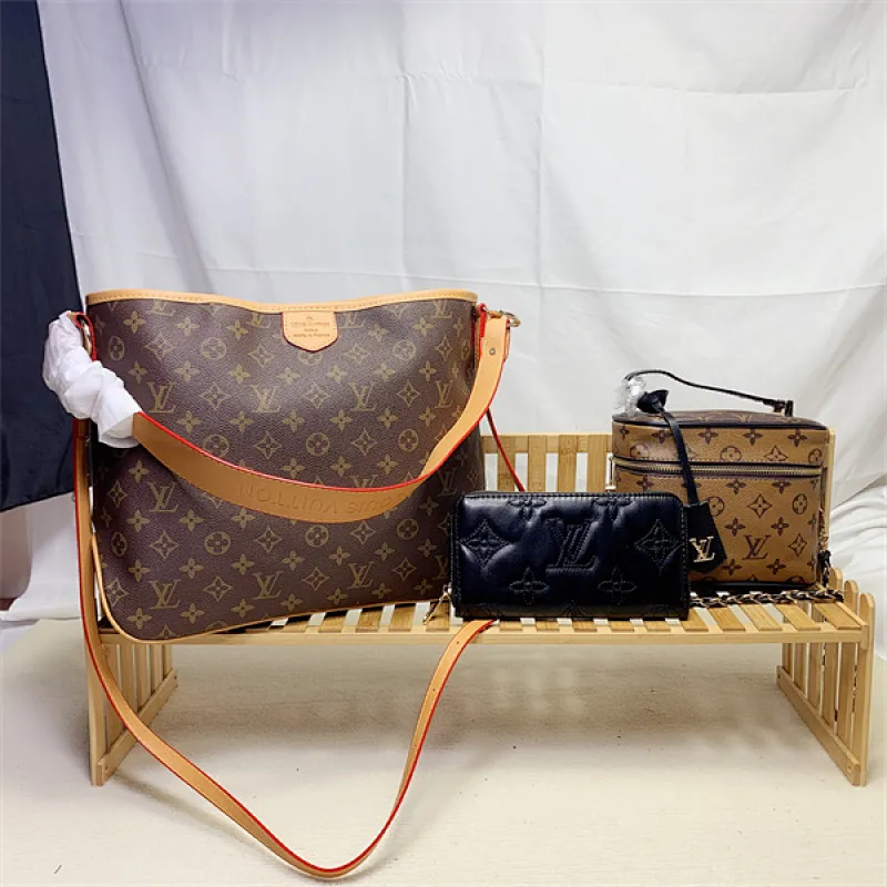 All categories Official website "Three-piece bag set" Three-piece set💖 LV 2023 new LV bag three-piece set wholesale