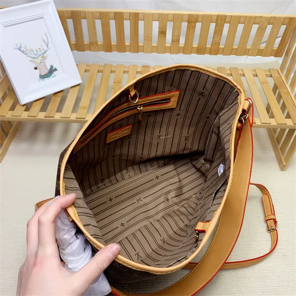 All categories Official website "Three-piece bag set" Three-piece set💖 LV 2023 new LV bag three-piece set wholesale