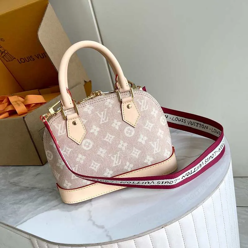 All Categories Official Website "Brand Women's Bags" Women's Bags 💙 LV LV 2026 New Crossbody Shoulder Bag