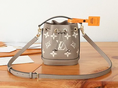 All Categories Official Website "Brand Women's Bags" Women's Bags 💙 LV LV 2026 New Crossbody Shoulder Bag