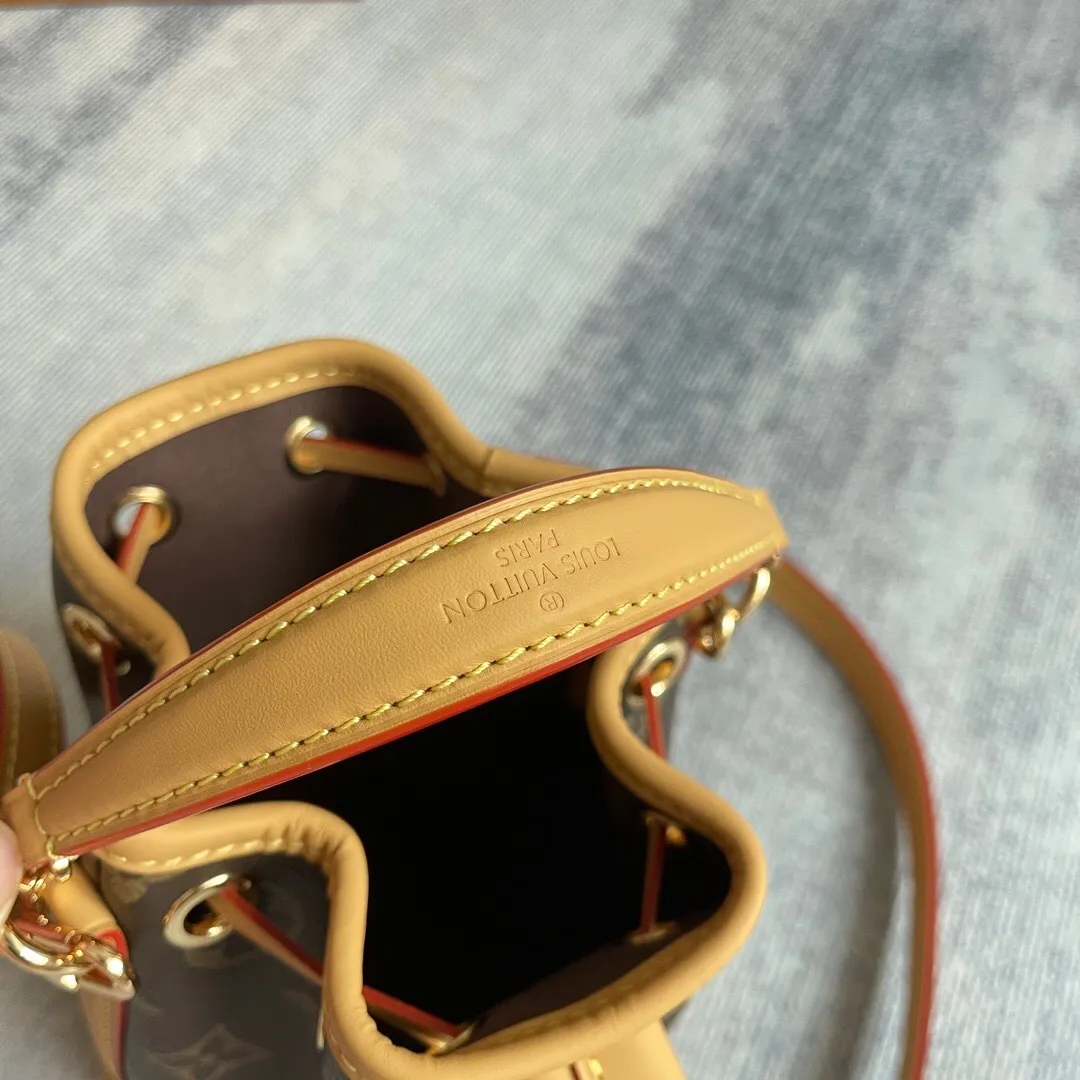 All Categories Official Website "Brand Women's Bags" Women's Bags 💙 LV 2025 New LV Crossbody Bag