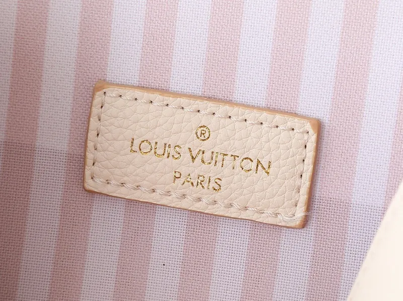 All Categories Official Website "Brand Women's Bags" Women's Bags 💙 LV 2025 New LV Crossbody Bag