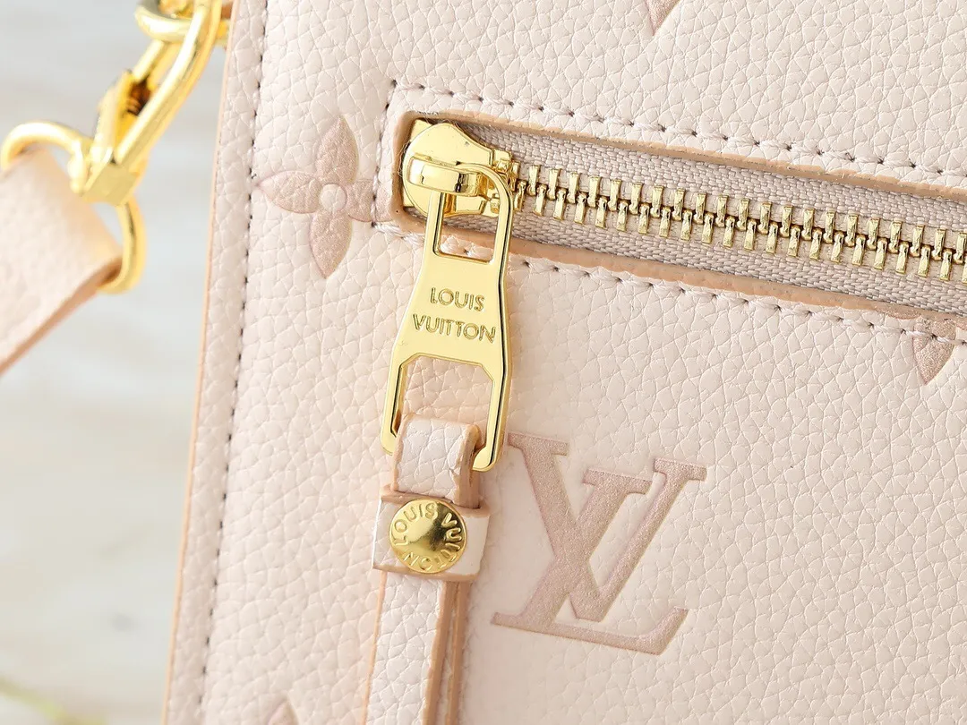 All Categories Official Website "Brand Women's Bags" Women's Bags 💙 LV 2025 New LV Crossbody Bag