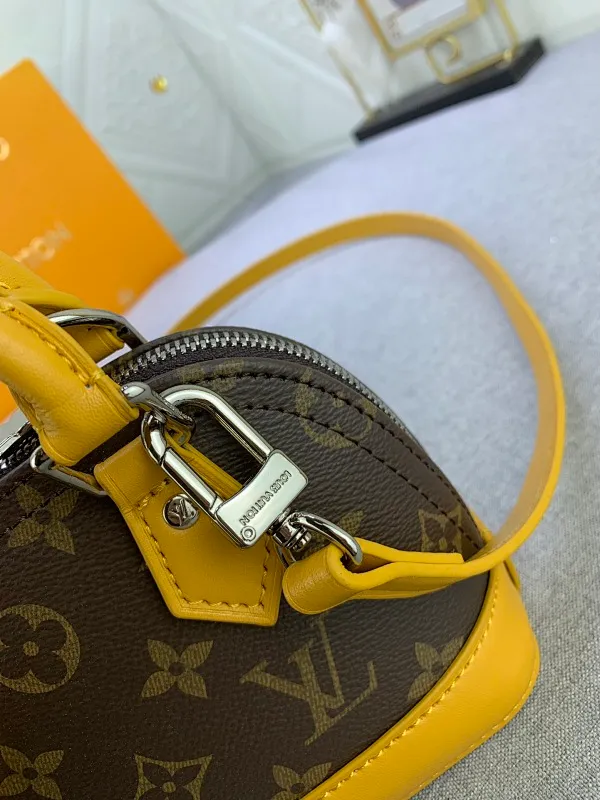 All Categories Official Website "Brand Women's Bags" Women's Bags 💙 LV 2024 New LV Crossbody Bag