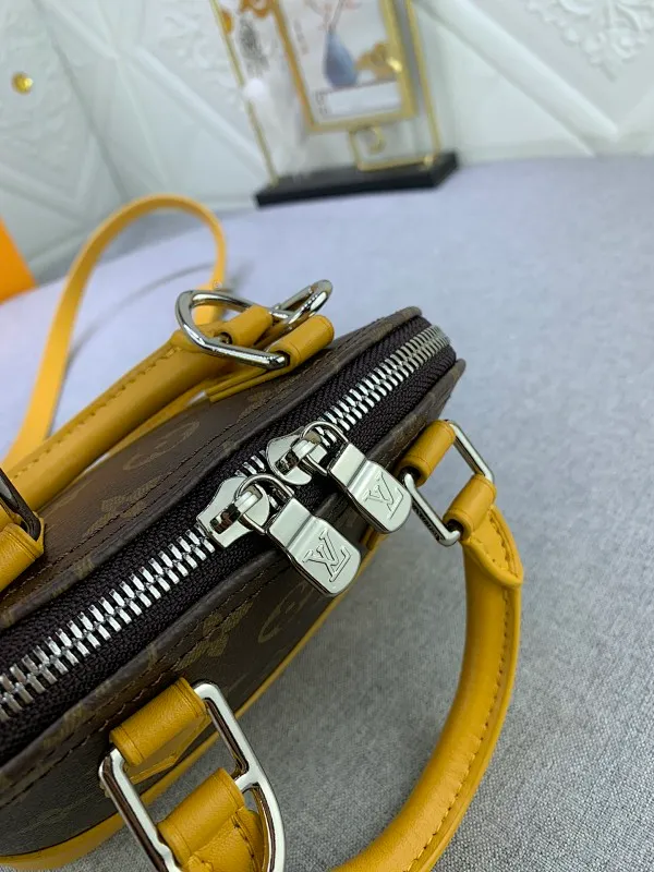 All Categories Official Website "Brand Women's Bags" Women's Bags 💙 LV 2024 New LV Crossbody Bag