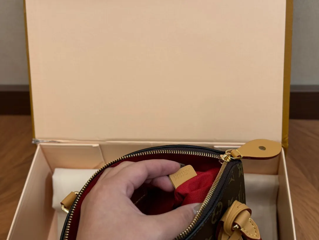 All Categories Official Website "Brand Women's Bags" Women's Bags 💙 LV 2024 Official Website New LV Crossbody Bags