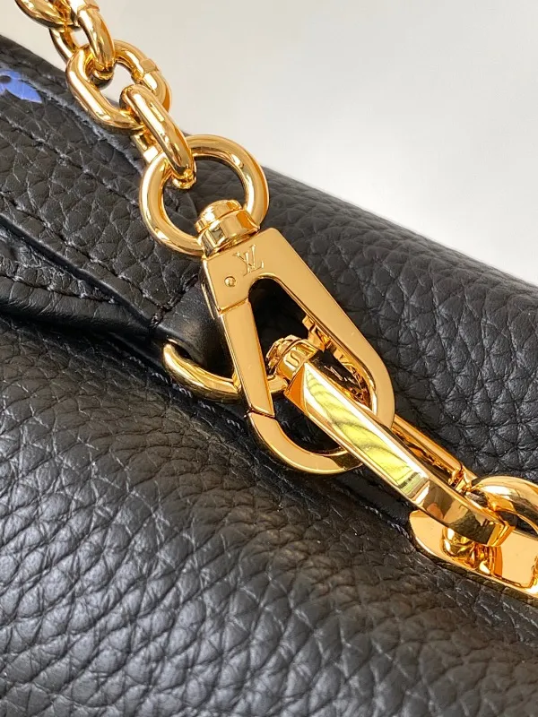 All Categories Official Website "Brand Women's Bags" Women's Bags 💙 LV 2025 New LV Crossbody Bag