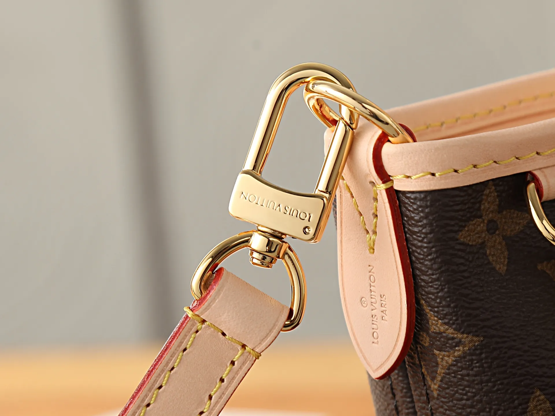 All Categories Official Website "Brand Women's Bags" Women's Bags 💙 LV LV 2026 New Handheld Shoulder Bag