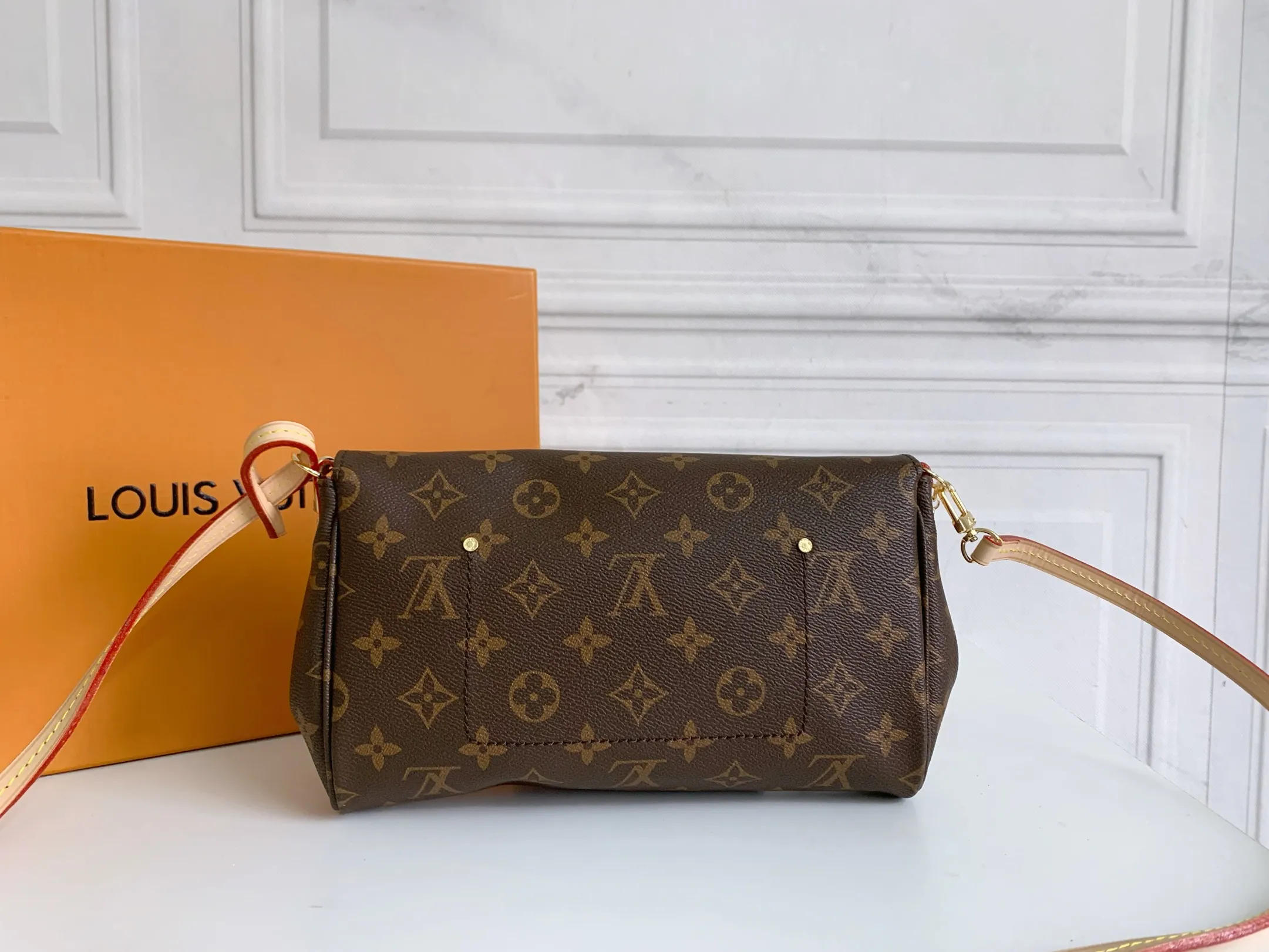 All Categories Official Website "Brand Women's Bags" Women's Bags 💙 LV 2026 New LV Crossbody Bag