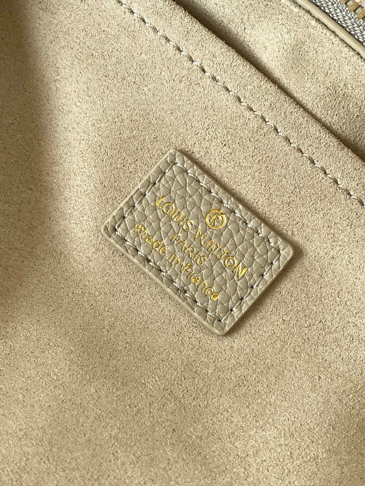 All Categories Official Website "Brand Women's Bags" Women's Bags 💙 LV 2026 New LV Crossbody Bag