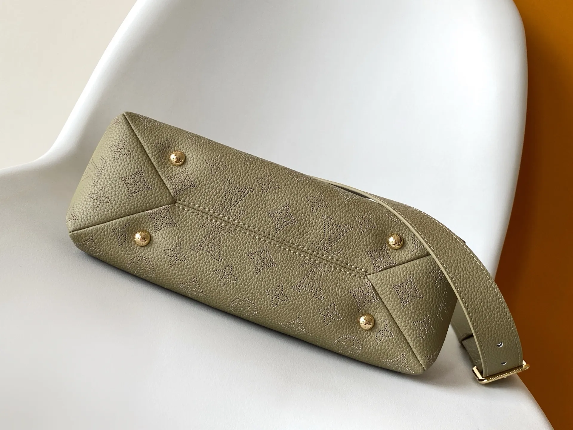 All Categories Official Website "Brand Women's Bags" Women's Bags 💙 LV 2026 New LV Crossbody Bag