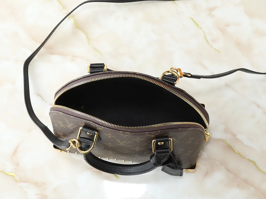 All Categories Official Website "Brand Women's Bags" Women's Bags 💙 LV 2025 New LV Crossbody Bag