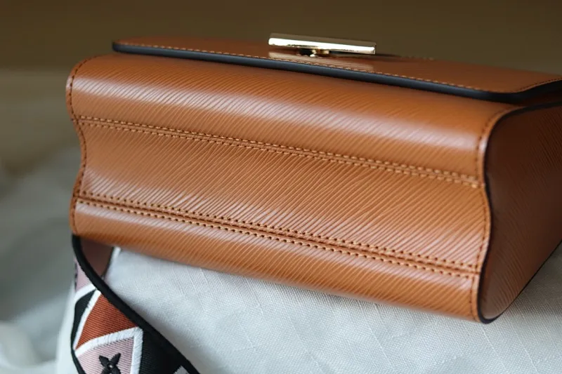 All Categories Official Website "Brand Women's Bags" Women's Bags 💙 LV 2023 New LV Crossbody Bag