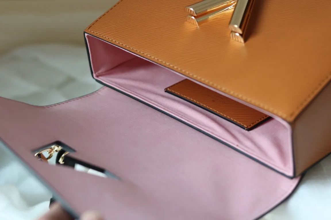 All Categories Official Website "Brand Women's Bags" Women's Bags 💙 LV 2023 New LV Crossbody Bag