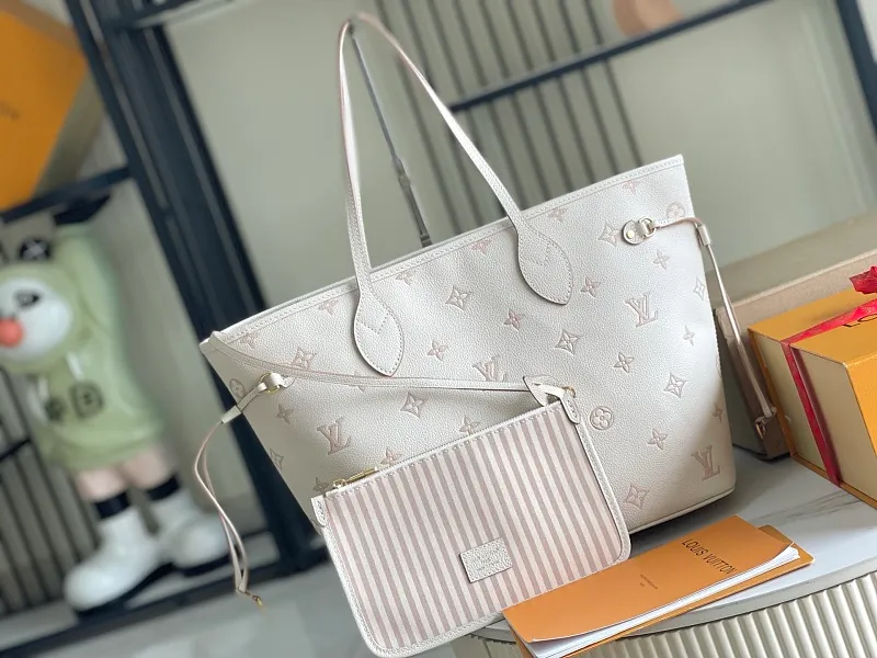 All categories 💚 Authentic bags 💚 LV 2026 new LV top replica hand shoulder bag