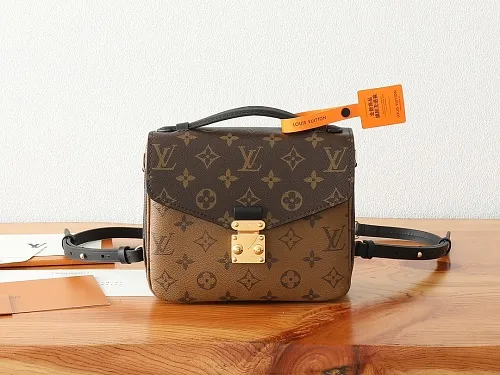 All Categories Official Website "Brand Women's Bags" Women's Bags 💙 LV LV 2026 New Crossbody Shoulder Bag