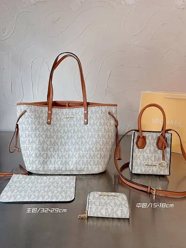 All categories Official website "Three-piece bag set" Three-piece set💖 LV 2023 new LV bag three-piece set wholesale