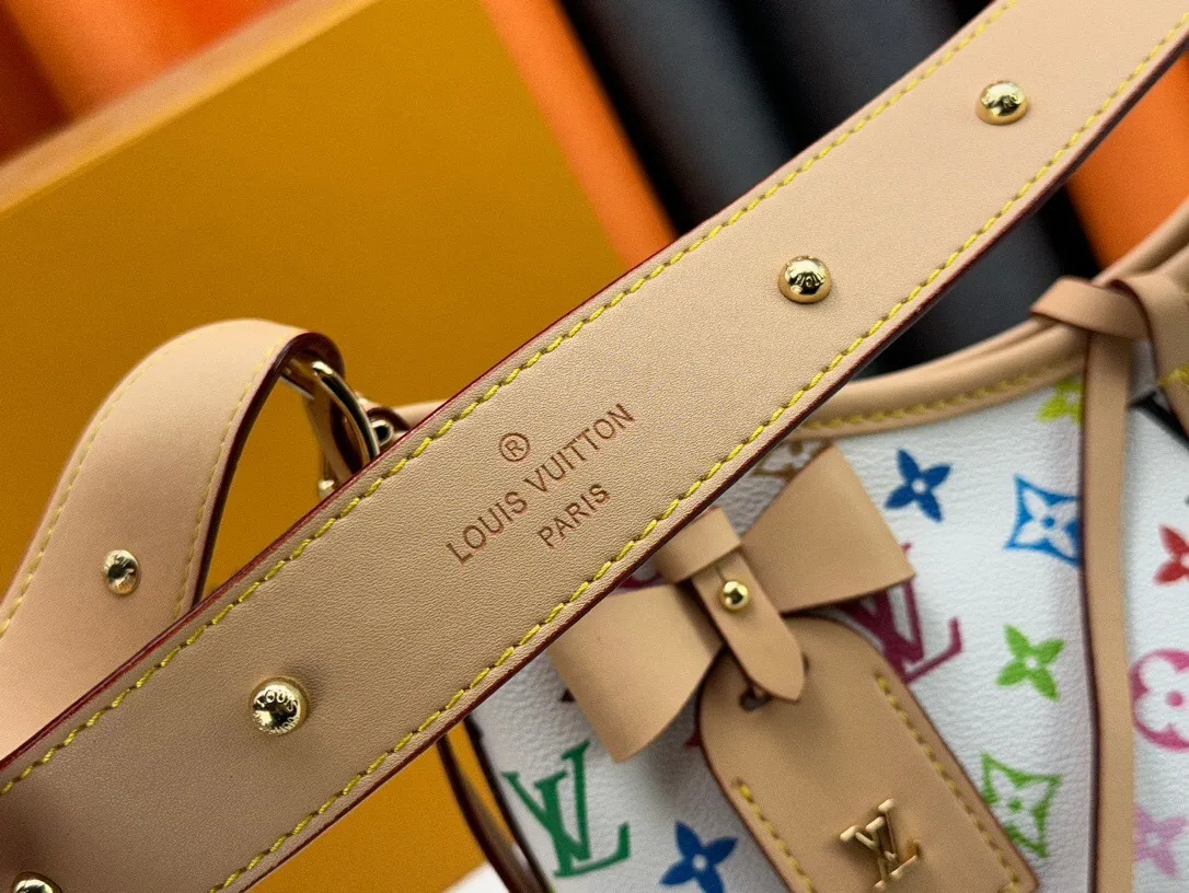 All Categories Official Website "Brand Women's Bags" Women's Bags 💙 LV 2024 New LV Underarm Bag